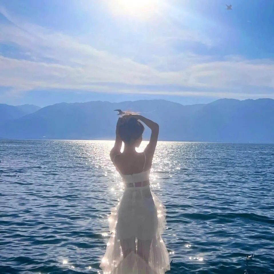 美丽笨女人
